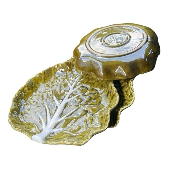 Three (3) Bordallo Pinheiro (Portugal) 'Cabbage' Salad Plate Olive - Vintage - Picture 4 of 5